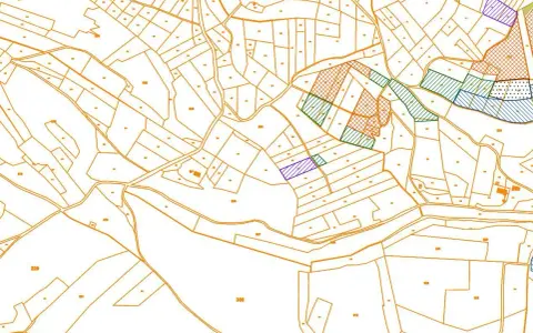 Extrait du cadastre Thiers, une carte topographique divisée en parcelles numérotées, certaines colorées pour indiquer des zones spécifiques.