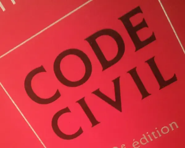 Livre rouge "Code Civil", 3e édition. Ce code régit la succession occupant à titre gratuit.