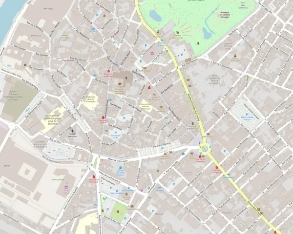 Plan détaillé de Cognac, montrant les rues, les bâtiments et le cadastre. Le Bureau National Interprofessionnel du Cognac est visible.